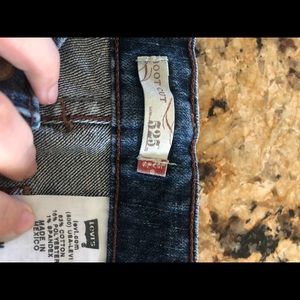 Women’s Levi jeans boot cut new (never worn)